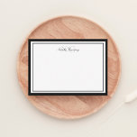 Cartão De Notas Monograma de Duas Bordas Pretas com Script Minimiz<br><div class="desc">Anote sua mensagem ou anotações neste cartão de nota preto elegante minimalista que apresenta um monograma de fontes serif e uma letra de script do seu nome com bordas grossas e finas. Personalize com suas iniciais.</div>