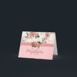 Cartão De Notas Nome cor-de-rosa e monograma da casa de campo<br><div class="desc">Estes cartões de nota internos do vazio são logo transformar-se um de seus a maioria de favoritos! Projetado com um teste padrão cor-de-rosa da casa de campo nas máscaras do rosa, estes cartões podem ser personalizados com um monograma e um nome de sua escolha. Faz um grande presente ou compram-nos...</div>