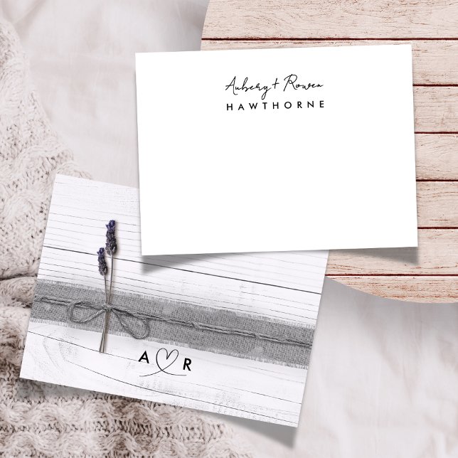 Cartão De Notas Nota de Casamento de Lavanda Rústica do Casal Mode (Criador carregado)