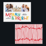 Cartão De Notas orçamento mínimo tipografia 3 fotografia Natal<br><div class="desc">Tudo pode não estar calmo,  mas tudo ainda pode ser brilhante com este divertido cartão de Natal colorido. Com espaço para 3 fotografias quadradas,  disponível numa seleção de cores.</div>