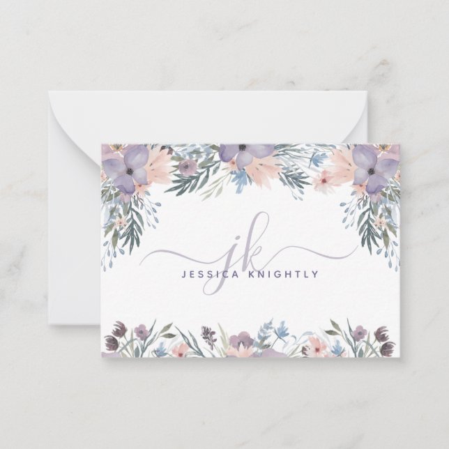 Cartão De Notas Script Monogramas Iniciais Florais Roxos (Frente)