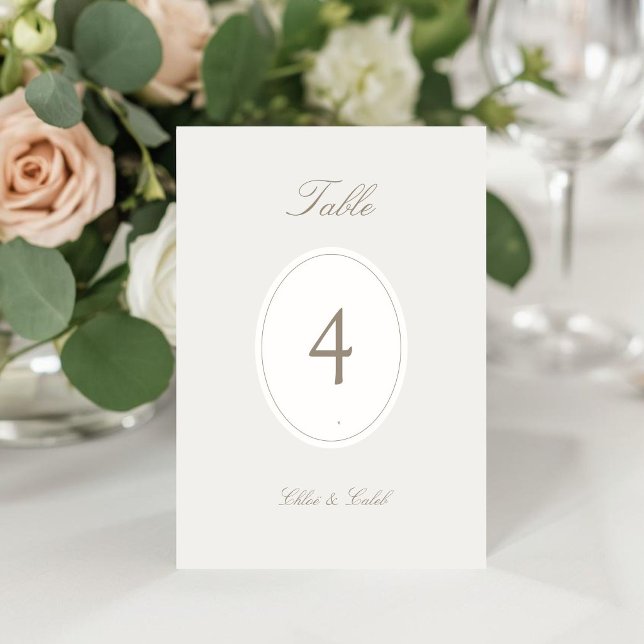 Cartão de Número de Mesa de Casamento Oval Chic em (Criador carregado)