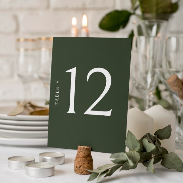 Cartão de Número de Mesa de Casamento Verde Oleíco (Add a touch of charm to your special day with our exquisite wedding table number cards.)