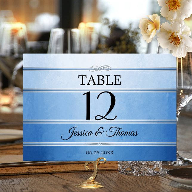 Cartão de Número de Tabela com Faixa de Tonalidade (Elegant table number card featuring a painted blue ton sur ton striped design with a silver lining)