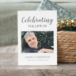 Cartão de Oração Funeral Elegante Branco da cinza