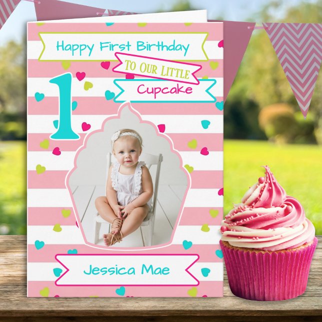 Cartão de Primeiro Aniversário Little Cupcake com  (Criador carregado)