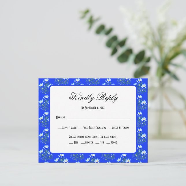 Cartão de Resposta de Casamento Blue Crocus (Em pé/Frente)