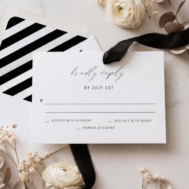 Cartão de Resposta de Casamento Branco e Preto Ele (Criador carregado)