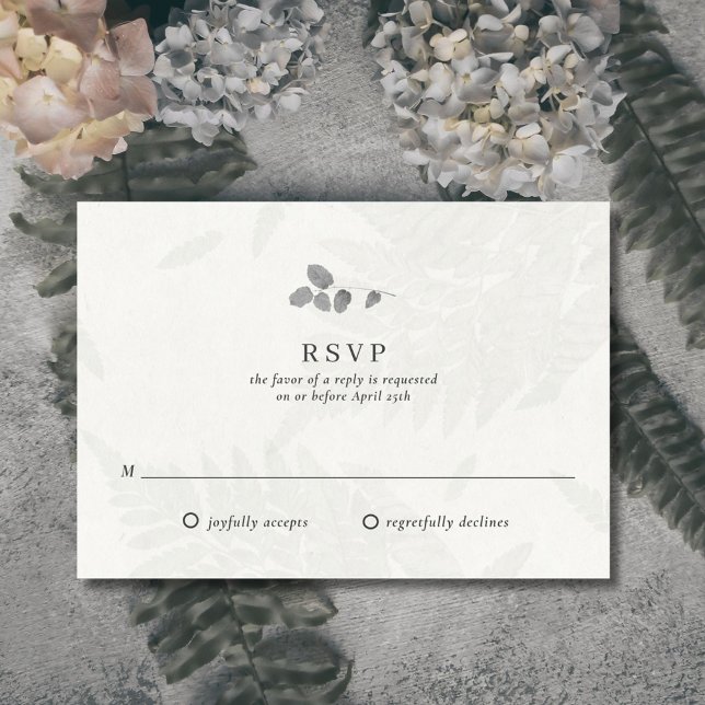 Cartão de Resposta de Casamento com Monograma de F (Elegant botanical leaf wedding RSVP card. Features a light gray faux leaf pattern. )