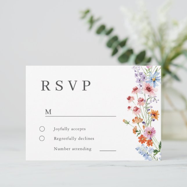 Cartão de RSVP de Casamento com Flores Silvestres  (Em pé/Frente)