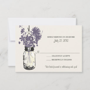 Cartão de RSVP de Jarro de Mason e Flores Silvestr