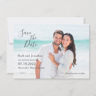 Cartão de Salvar a Data com Foto do Casal na Praia