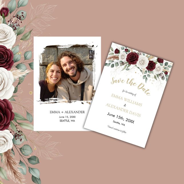 Cartão de Salvar a Data com Foto Floral Beijo Dour (Burgundy Blush Floral Gold Wedding Save the Date)