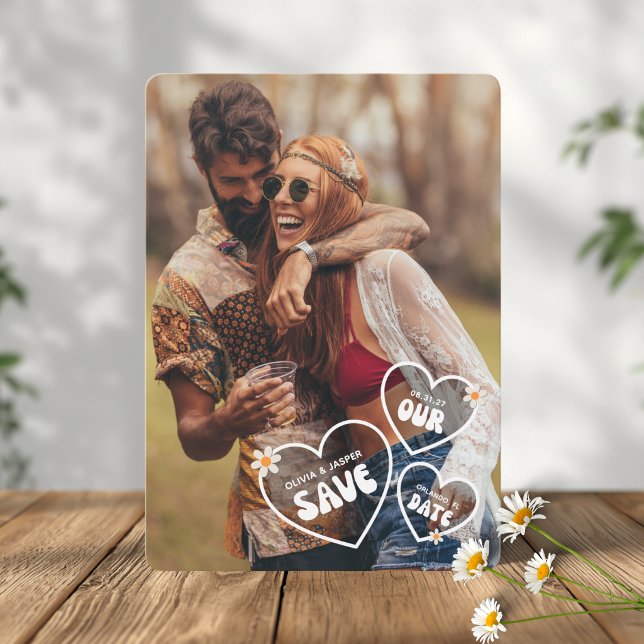 Cartão de Salvar a Data Retro Boho Daisy (Funky Retro Wedding Save The Date Card)