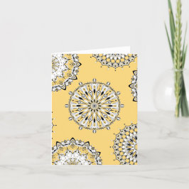 Cartão de saudação dobrado de Mandala 2 amarelo