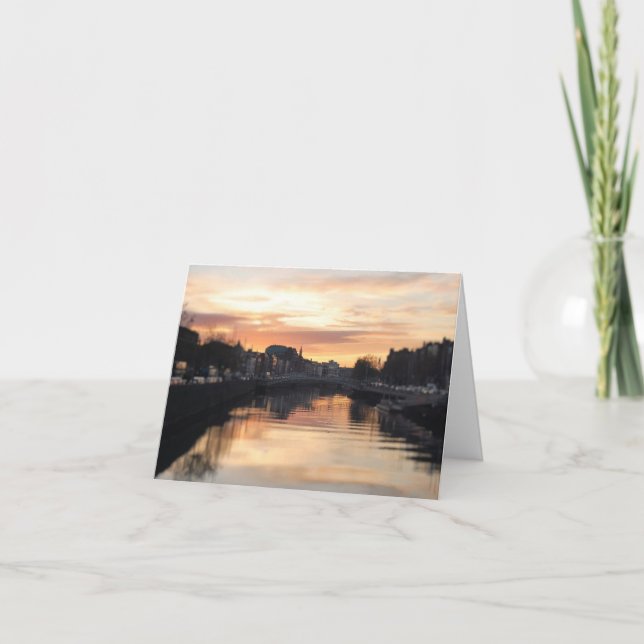 Cartão de Saudação Dobrado - Dublin, Irlanda (Frente)