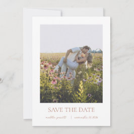 Cartão de Save the Date de Letra Simples e Elegant