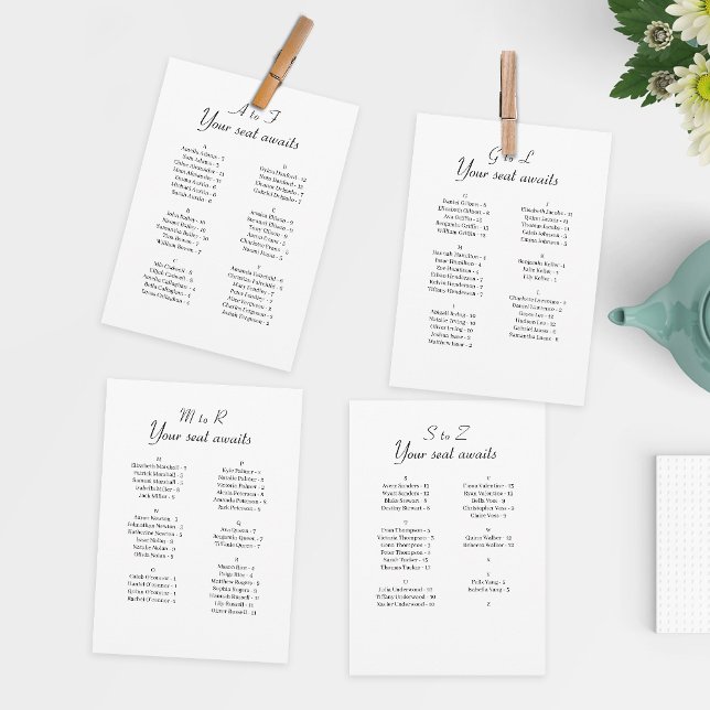 Cartão de Sentado Alfabético Simples (Easily guide guests to their seats while saving money on individual table cards.)