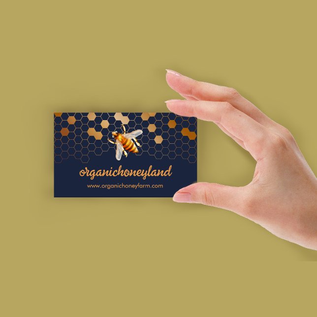 Cartão De Visita Abelhas Douradas em Honeycomb Apiary (Navy Gold Bee on Honeycomb Apiary Business Card)