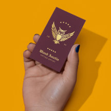 Artista Da Tatuagem De Coruja Dourada E Burgundia