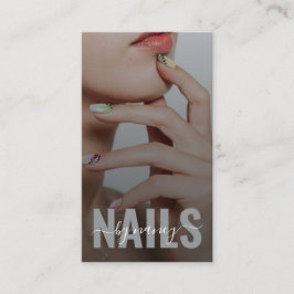 Cartão De Visita Artista de Unhas Elegante Foto Monograma Código Qr
