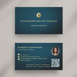 Cartão De Visita Azul Escuro e Dourado Monograma Foto QR Notícia So