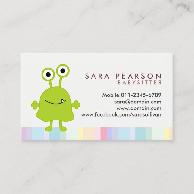 Cartão De Visita Babysitter Cute Green Monster Alien Business Card (Frente)