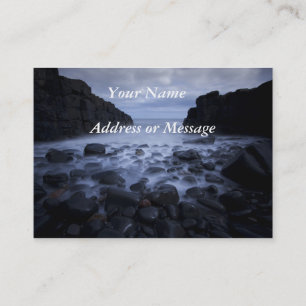 Cartão De Visita Bolhas e rochas ao longo da costa oceânica. ônib