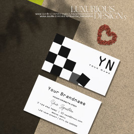 Cartão De Visita Chessboard Preto e Branco com Monograma Moderno