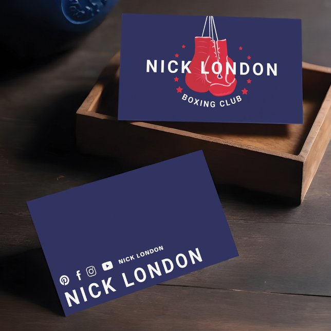 Cartão De Visita Clube de Luvas Red Boxing Online Modern & Trendy (Modern & Trendy Online Red Boxing Gloves Club Business Card)