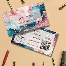 Código Qr com pinceladas de aquarela e brilho irid