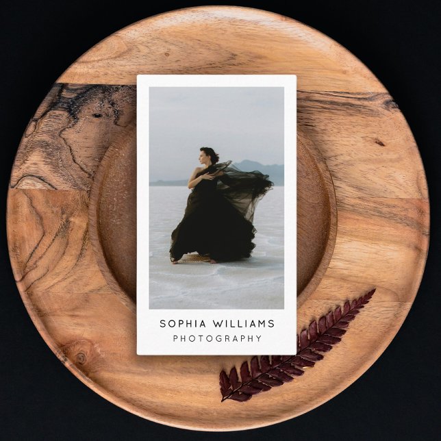 Cartão De Visita Código Qr de Foto Profissional Mínimo Moderno (Criador carregado)