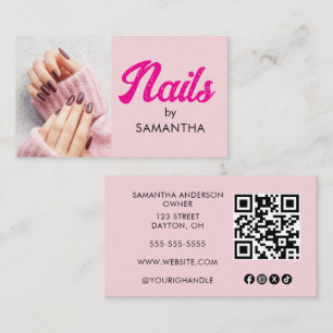Cartão De Visita Código QR de Ícone Social de Letra Maiúscula Rosa 