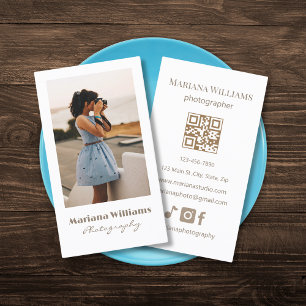 Cartão De Visita código qr do fotógrafo de script simples e elegant