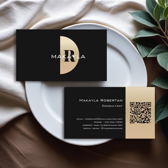Cartão De Visita Código QR do Monograma Dourado Elegante Moderno (Get these personalized business cards with a convenient QR code and modern design.)