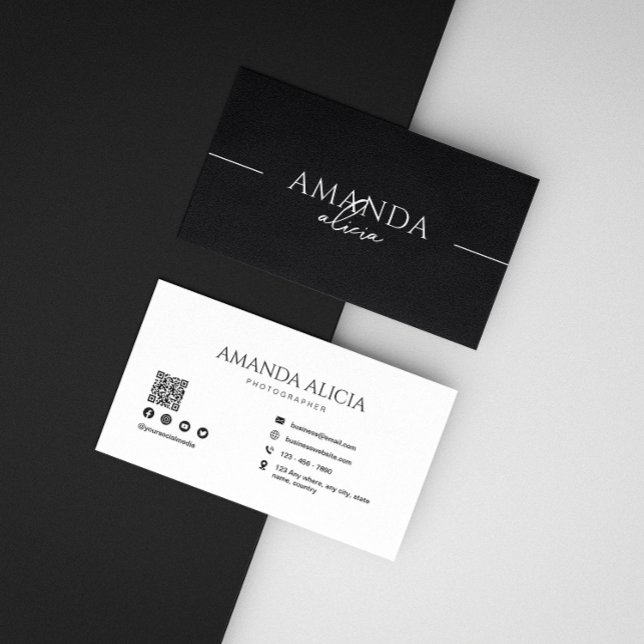 Cartão De Visita Código Qr Preto Mínimo do Fotógrafo Preto-Branco (Criador carregado)
