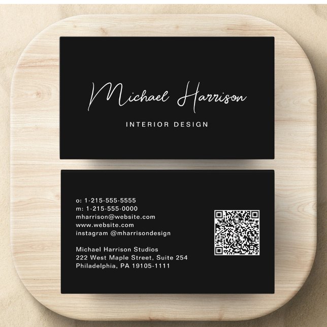 Cartão De Visita Código QR Professional de Script Moderno Preto (Showcase your name in our signature script to be your logo and brand identity)