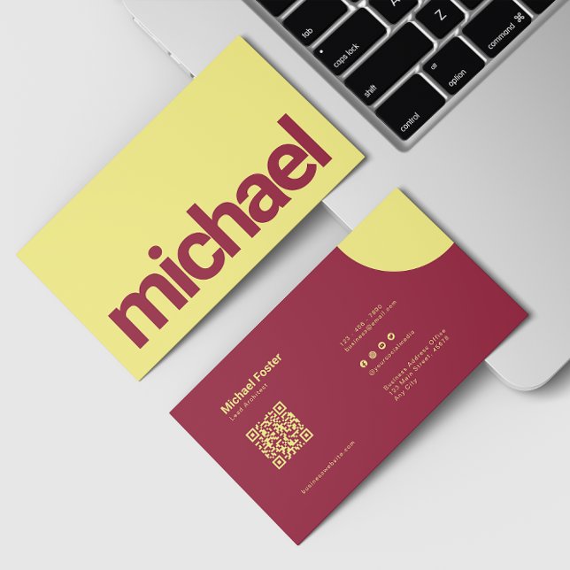 Cartão De Visita Código Qrcode Digitalizável Vermelho e Amarelo de  (Criador carregado)