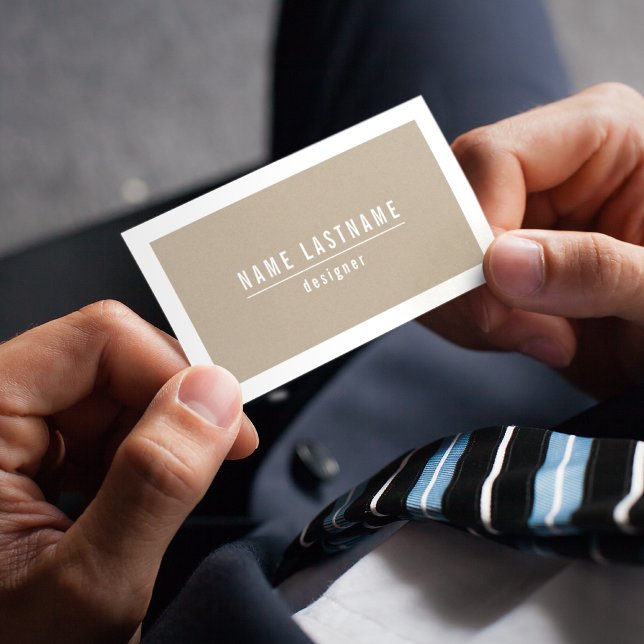 Cartão de visita de aparência do papel de papelão  (Criador carregado)