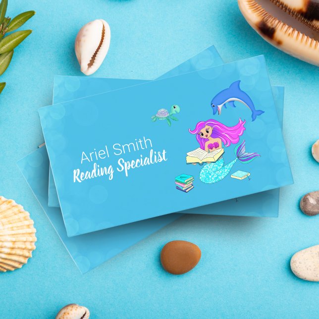 Cartão de visita de Leituras de Sereia com Espuman (Immerse yourself in a sea of knowledge with our Sparkling Mermaid Bookworm Business Card!)