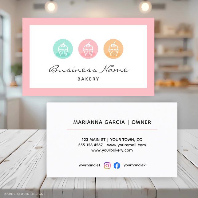 Cartão de Visita de Padaria Profissional (Card shown in standard size with round corners. Choose size and corner style. Packs of 50 cards.)