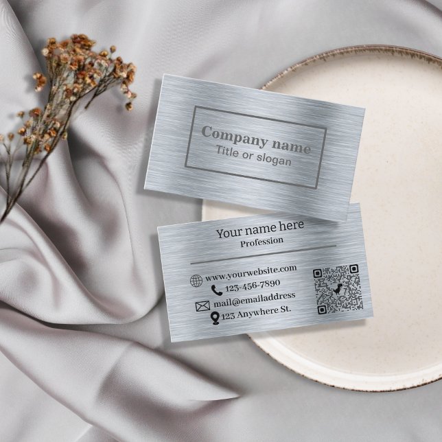 Cartão de visita de prata metálica elegante (Criador carregado)