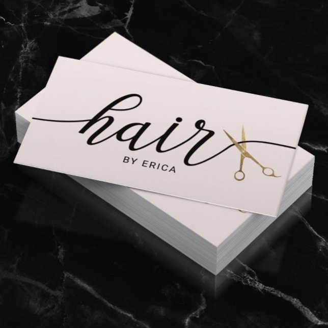 Cartão De Visita Dourada Tesoura Elegante Escamudo Cabelo de Tipogr (Criador carregado)