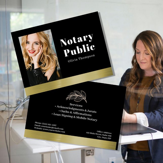 Cartão De Visita Elegant Black & Gold Notary Public Business Card (Criador carregado)
