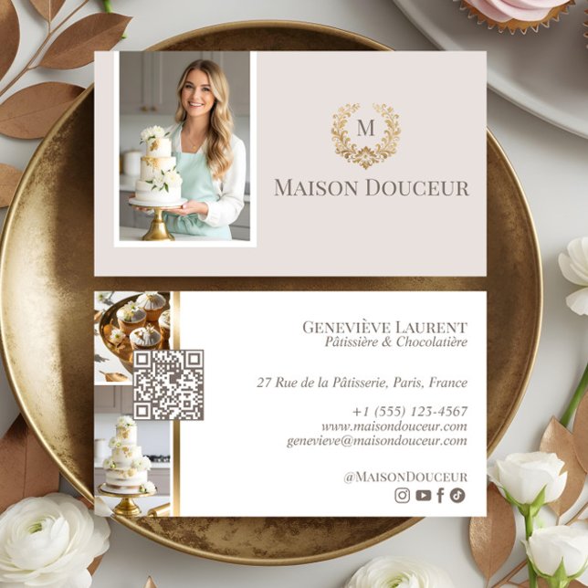 Cartão De Visita Elegant Luxury Home Baker Floral Crest Monogram  (Elegant Luxury Home Baker Floral Crest Monogram Business Card)