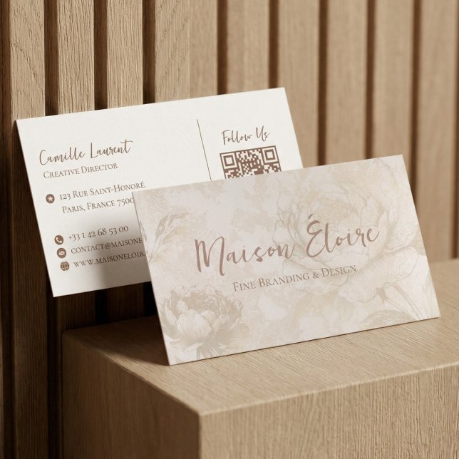 Cartão De Visita Elegant Luxury Modern Professional Floral QR Code (Elegant Luxury Modern Professional Floral QR Code Business Card)