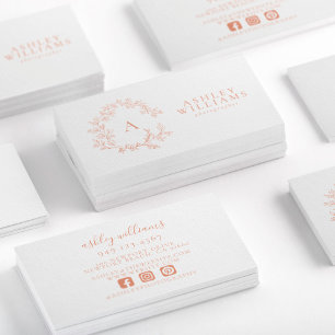 Cartão De Visita Elegante Peach Monograma Floral Crest Professional