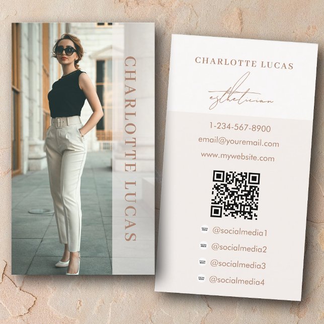 Cartão De Visita Esthetician Spa Luxury Beauty Real Estate Beige (Esthetician Spa Luxury Beauty Real Estate Beige Business Card)