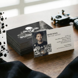 Cartão De Visita Estúdio de tatuagem de crânio gótico Código QR de 