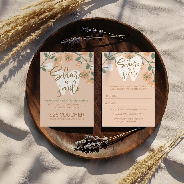 Cartão De Visita Floral em Flor Referral Odontológico Compartilhe u (Blooming Floral Share a Smile Dental Referral Business Card)